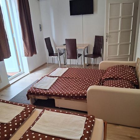 Birta Apartman Hajdúszoboszló Exterior foto