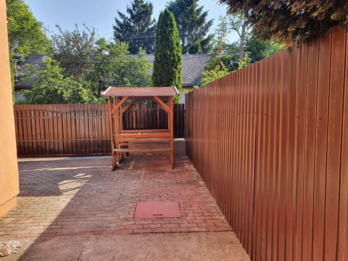 Birta Apartman Hajdúszoboszló Exterior foto